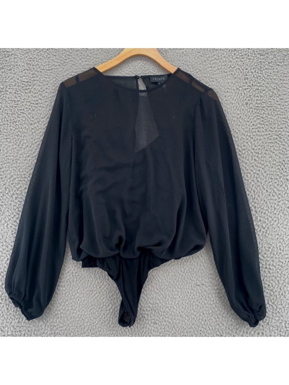 1 State Top Women Small Black Bodysuit Long Balloon Sleeve Snap Blouse Open Back